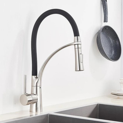 Llave De Cocina Monomando Flexible Color Negro
